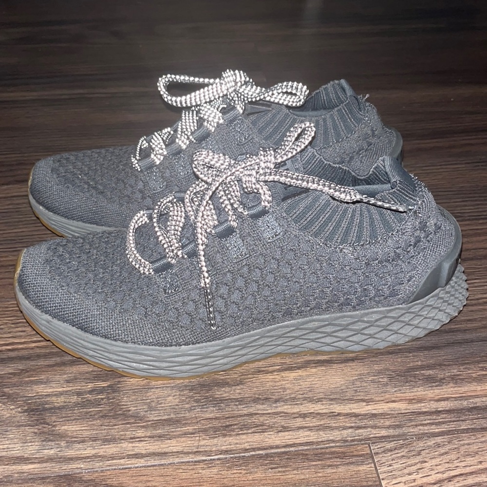 No bull run shoe